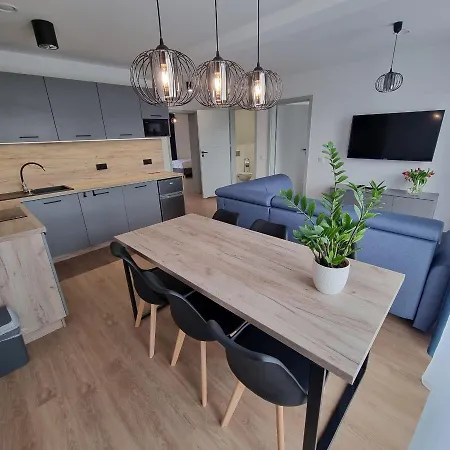 Boczna 3b Z Sauna I Balia Apartamento